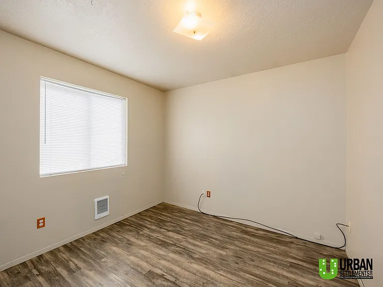 3216 E 29th Ave — Photo 15