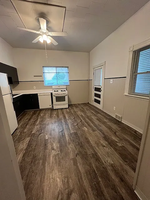 1 bed, $1,295 — Photo 3