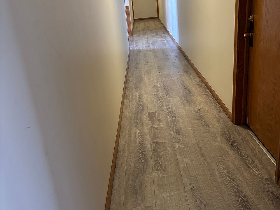 1st image of 3200 Minnehaha Ave APT 2