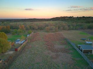 310 Rancho Linda Dr, Lockhart, TX 78644