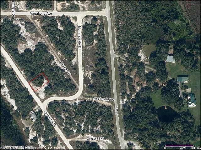 2nd image of 239 Lakeland Dr