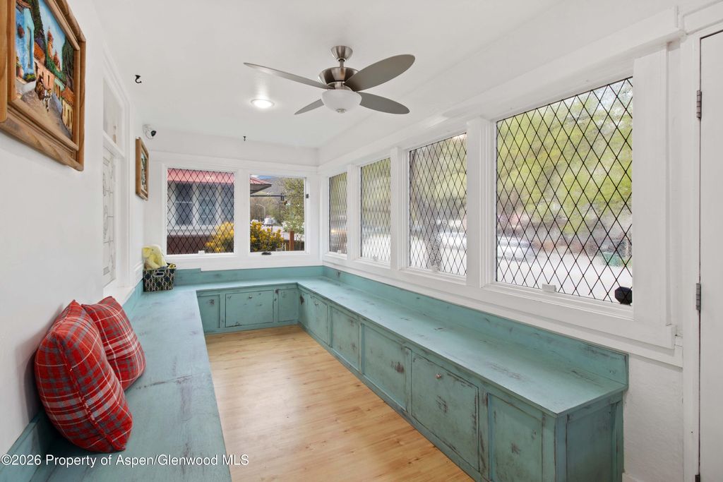 1018 Grand Ave, Glenwood Springs, CO - View 5