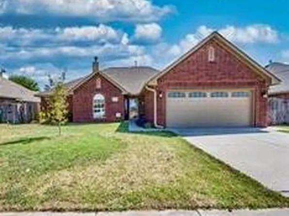 808 W Vickery Ave, Yukon, OK 73099
