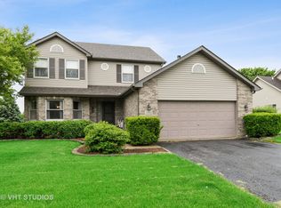 404 Badger Ln, Oswego, IL