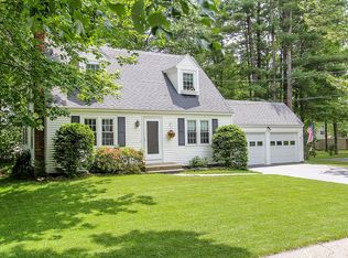 10 Woodside Ave, Saco, ME 04072