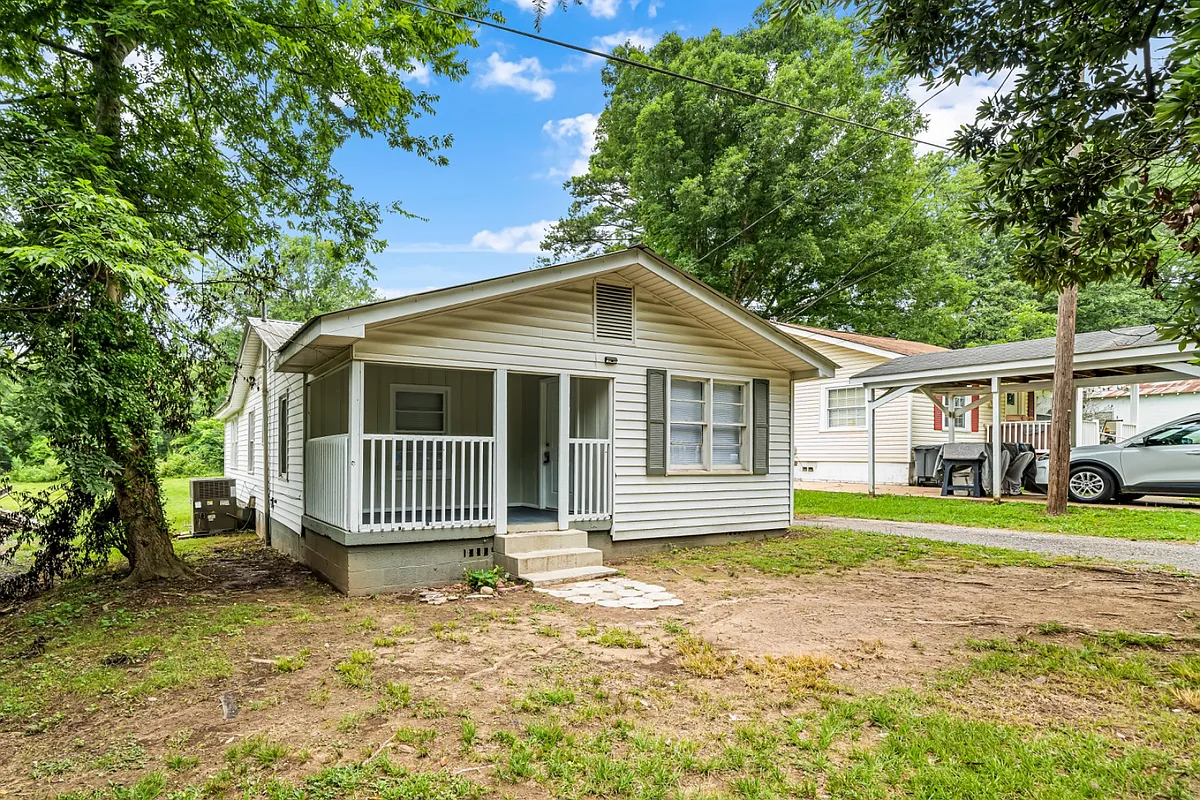 Property Photo - 154 Pine Ave