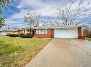 1920 E 49th St, Anderson, IN 46013