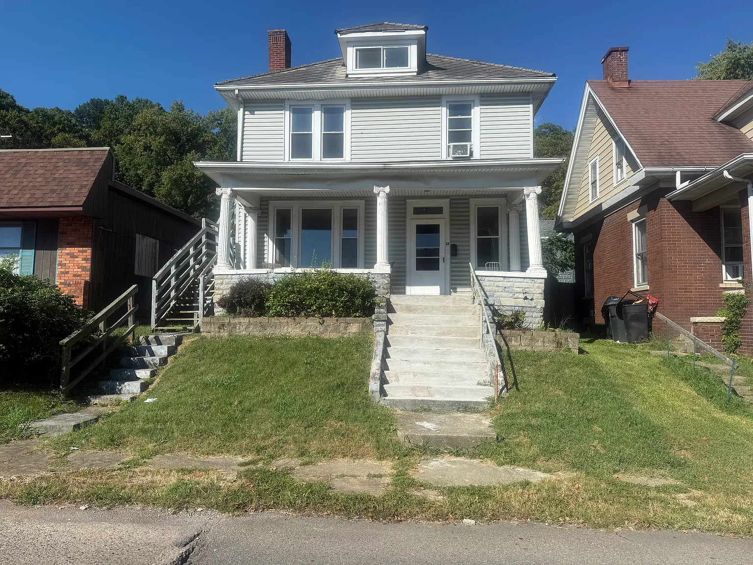 2 bed, $1,099 — Photo 1