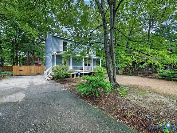 2nd image of 6704 Darcy Ct