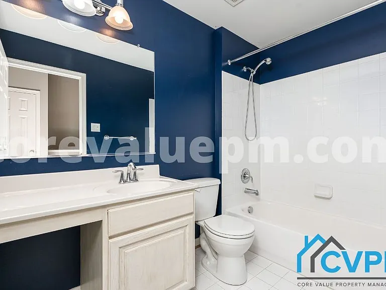 806 Emory Ct — Photo 26