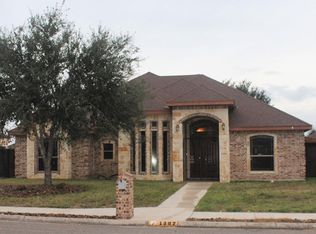1307 N Santa Fe St, Alton, TX 78573