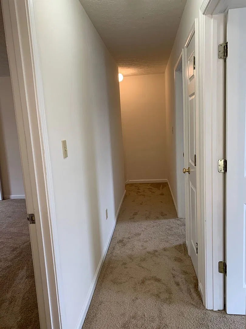 3 Bedroom 2.5 Bath Townhouse — Photo 4