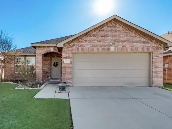 8837 Irish Bend Dr, Fort Worth, TX 76123