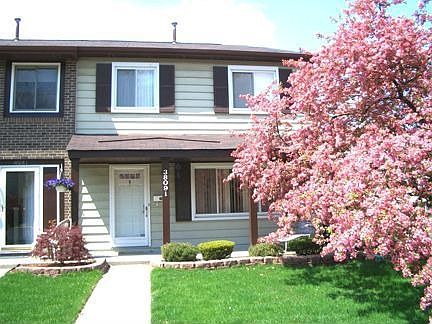 2nd image of 38091 Carolon Blvd