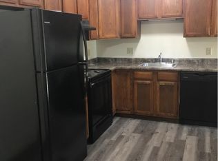 1607 Aspen Dr #202, Hudson, WI 54016