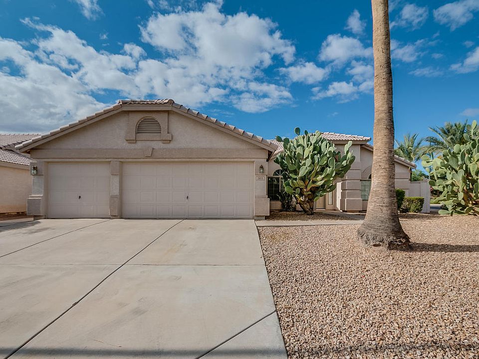 1st image of 1805 E Arabian Dr