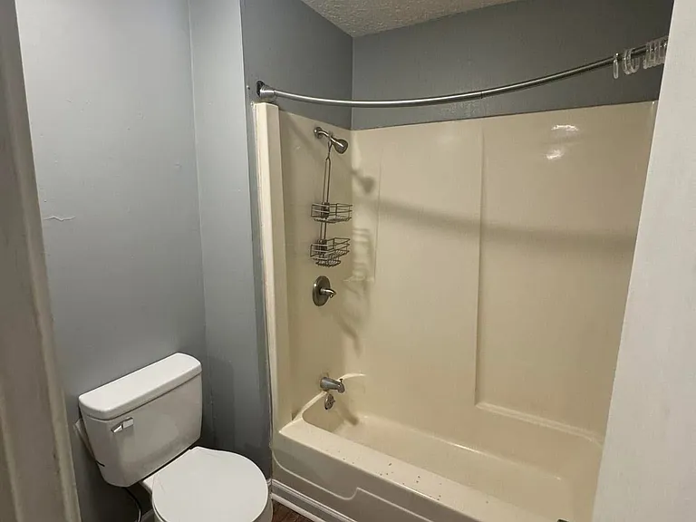 357 Brighton Blvd #4 — Photo 5