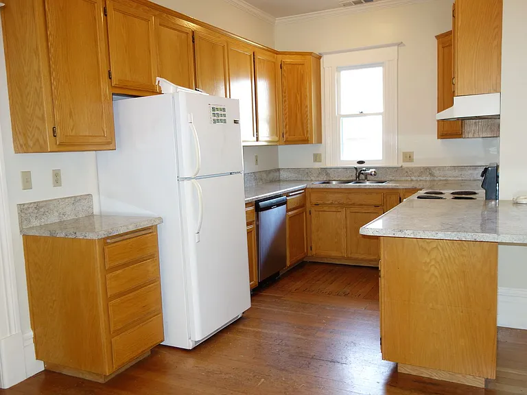 311 Main St — Photo 7