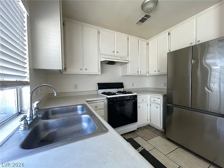 3904 Blackford Pl — Photo 15
