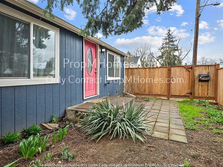 6135 SE Henderson St — Photo 18