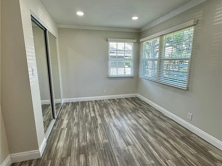 436 N Washington Ave — Photo 20