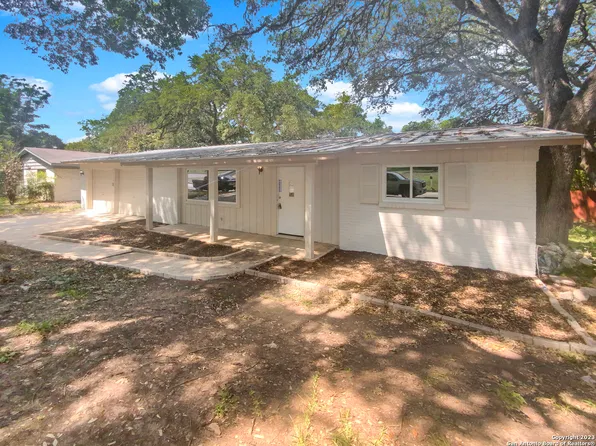 134 PERSIA DR, Universal City, TX 78148