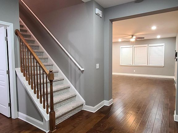 2nd image of 529 Buhrstone Mill Dr