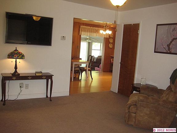 4th image of 2114 S Hickory Ave W