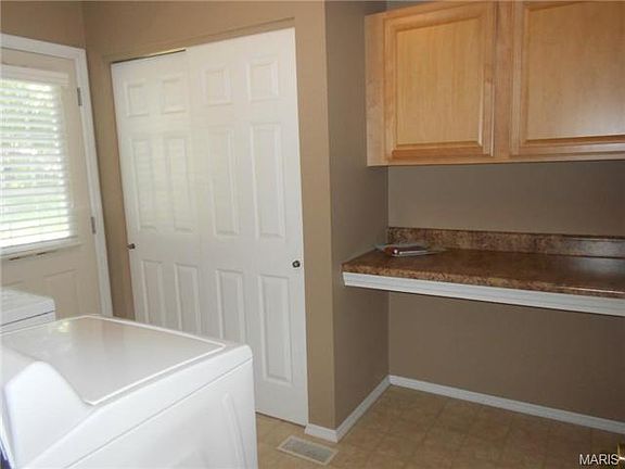 5th image of 16065 Meadow Oak Dr
