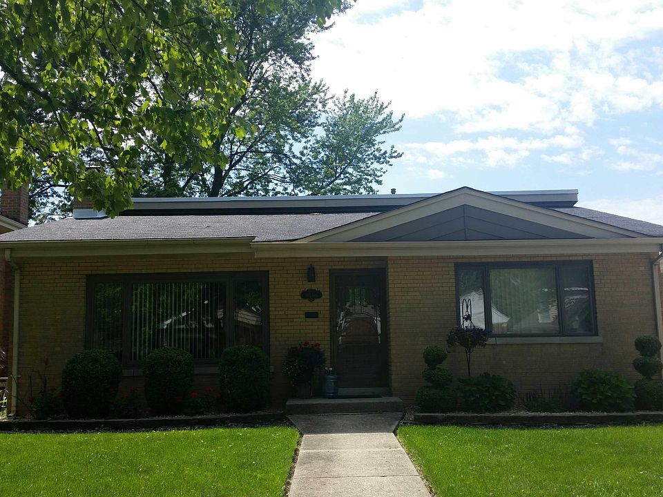 1st image of 9546 S Sacramento Ave