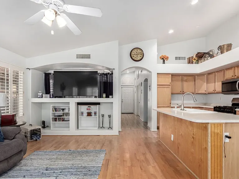 17402 N Chance Dr — Photo 5