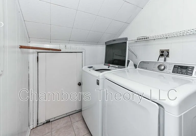 3279 S Stafford St #B2 — Photo 21
