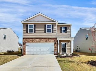172 Boshamer Farms Dr, Clover, SC 29710