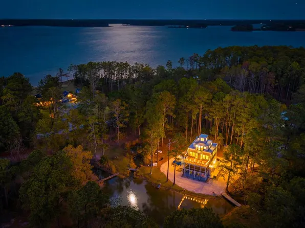 1307 Broadview Dr, Cambridge, MD 21613