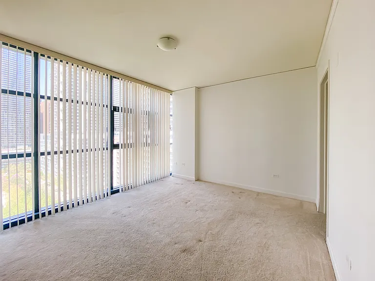 201 N Westshore Dr #1503 — Photo 12