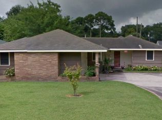 4411 Boyd Ave, Groves, TX 77619