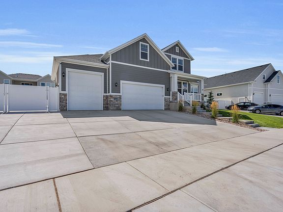 2nd image of 2873 S Puddle Ln