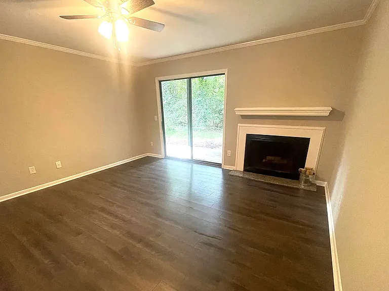 3200 Heathstead Pl #E — Photo 2