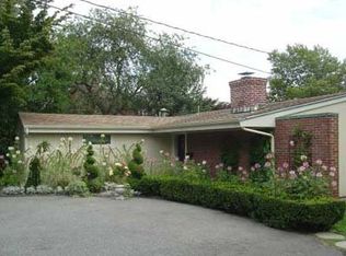 52 Whitwell Ave, Newport, RI 02840