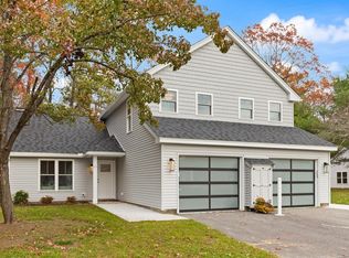 5 Barracks Rd, Hudson, MA 01749