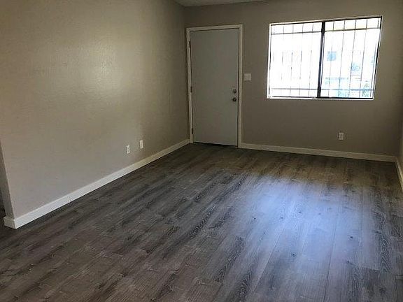 5th image of 3301 E Earll Dr Unit 201