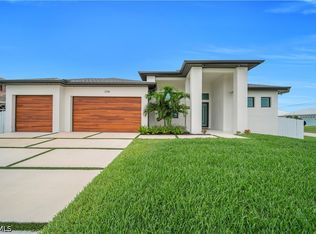 2726 SW 38th St, Cape Coral, FL 33914