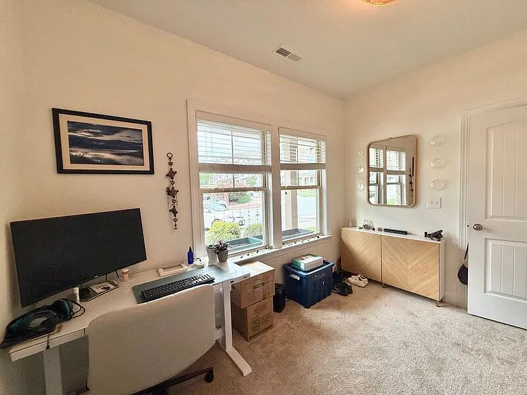 455 Village Commons Ln — Photo 5