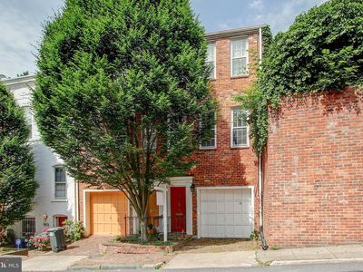 1678 32nd St NW, Washington, DC, 20007