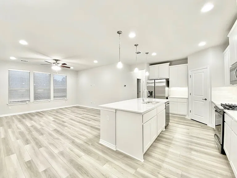 1801 Turtle Bay Loop — Photo 32