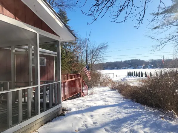 96 Dam Site Road, Barnstead, NH 03225