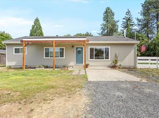 151 Laubach Ln, Grants Pass, OR 97526