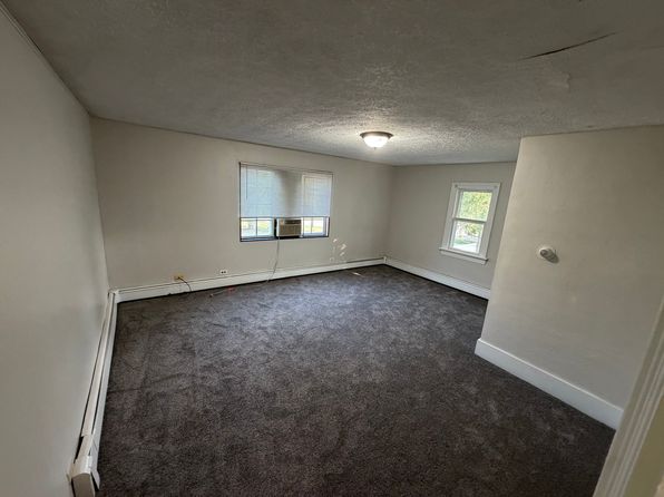 251 N Bridge St #3