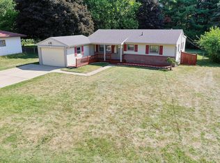 11090 Jerryson Dr, Grand Ledge, MI