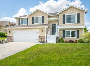 8011 E Sommerset Ct, Spokane, WA 99217